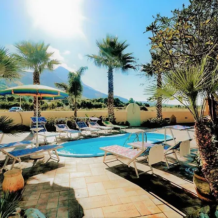 Minoa Con Piscina Villa