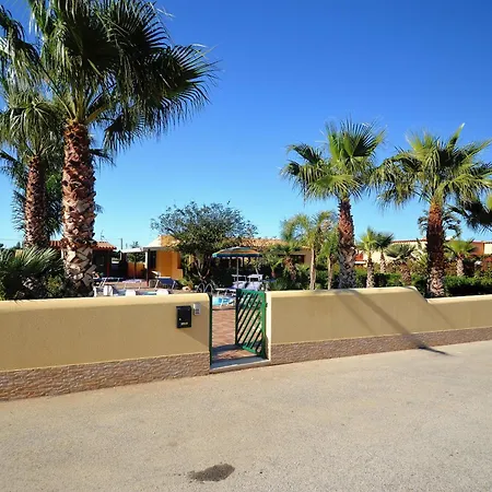 Minoa Con Piscina Villa