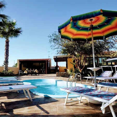 Villa Minoa Con Piscina *