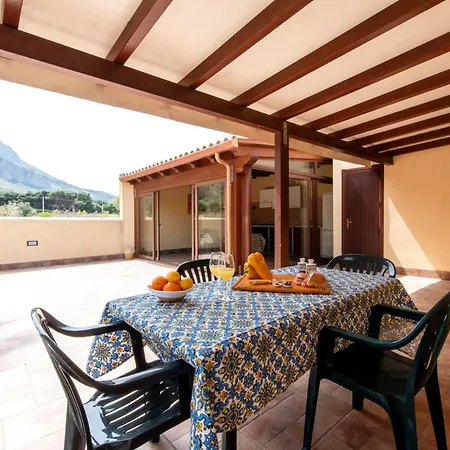 Villa Minoa Con Piscina