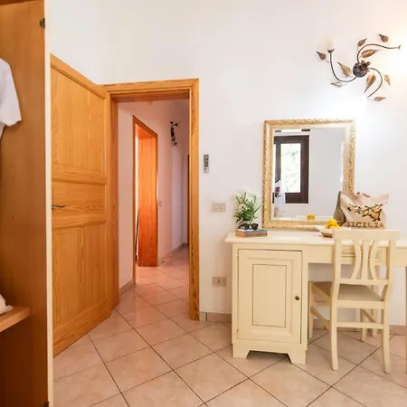 Minoa Con Piscina Villa