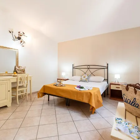 Minoa Con Piscina Villa *