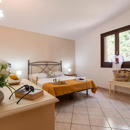 Minoa Con Piscina Villa